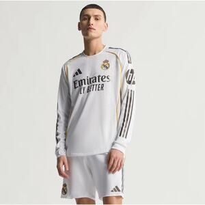 Mens Sz S Adidas Real Madrid Jersey 2025-26 Season Home Football Sports JN8866